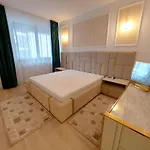 Mamaia Nord Premium Appartamento Năvodari