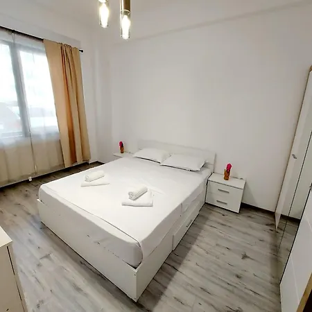 Mamaia Nord Premium Апартаменты *
