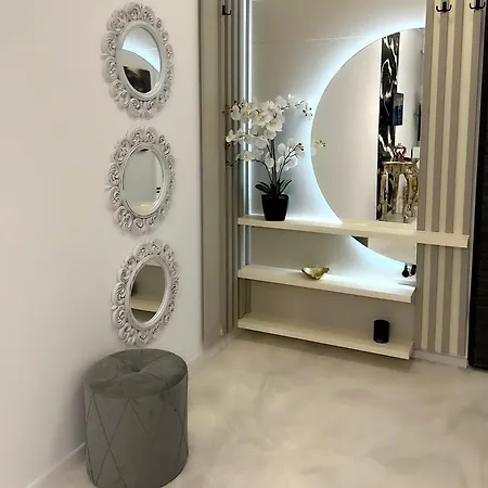 Mamaia Nord Premium Apartment