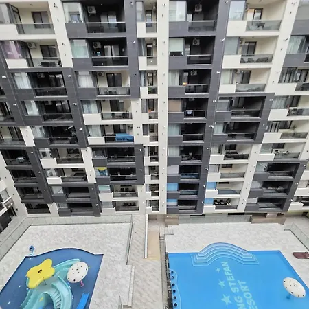 Mamaia Nord Premium Apartment *